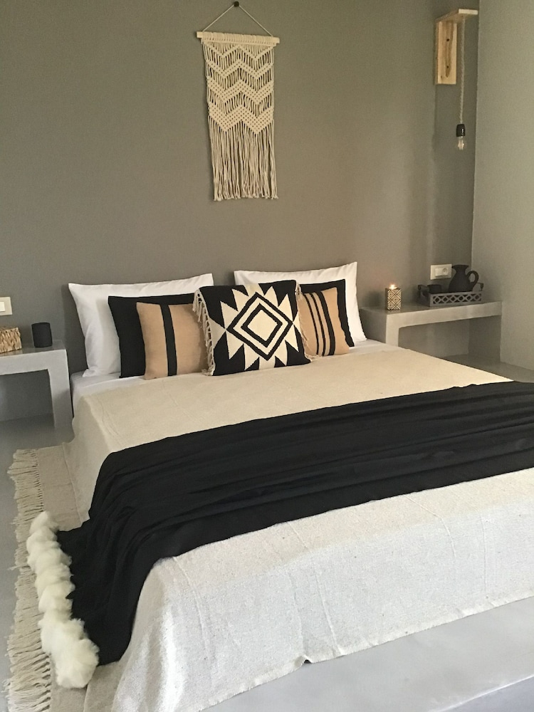 Fiore di Flora - carbon neutral hotel in Rodos