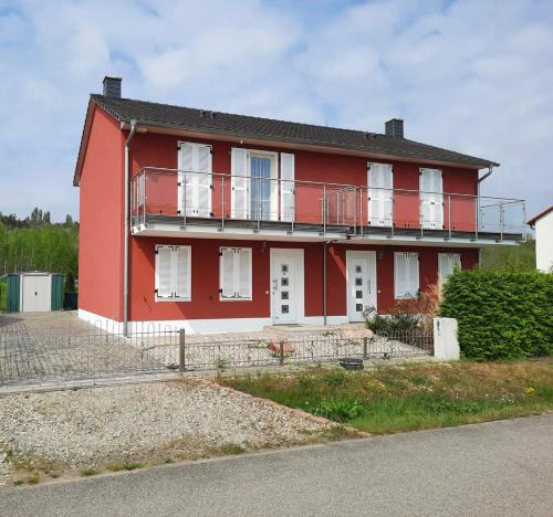 Ferienhaus Emelie Geiseltalsee — hotel in Muecheln