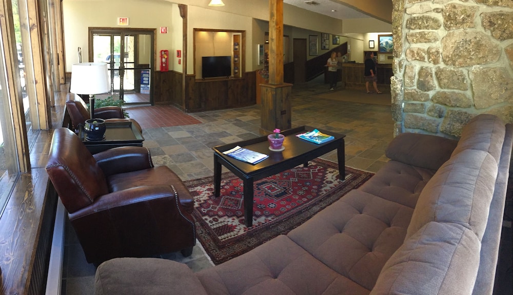 Monarch Mountain Lodge - photo 3