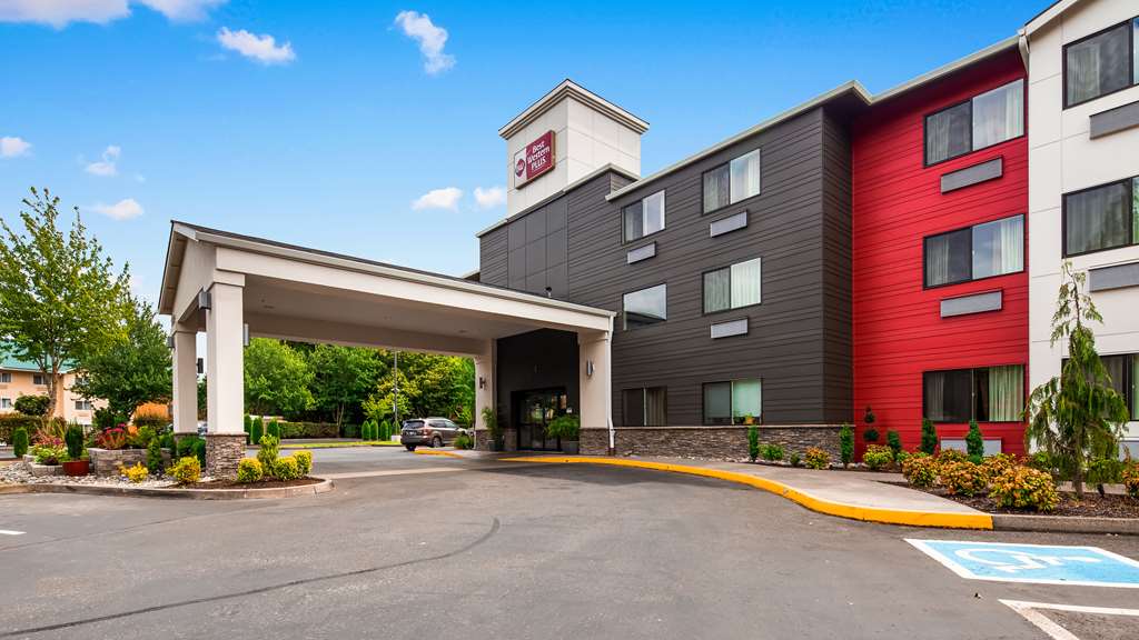 Best Western Plus Portland Airport Hotel & Suites - photo 32