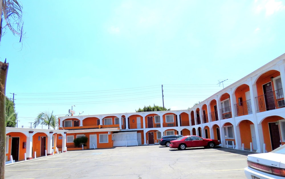 Central Inn Motel - photo 27
