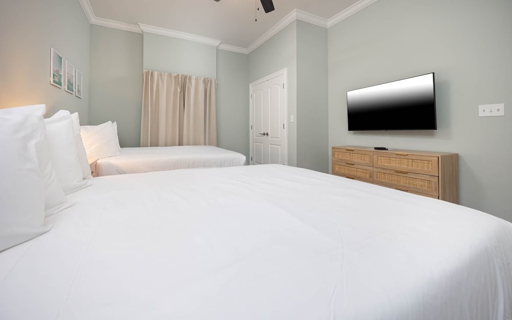 Phoenix Gulf Towers 1507 3 Bedroom Condo - photo 10