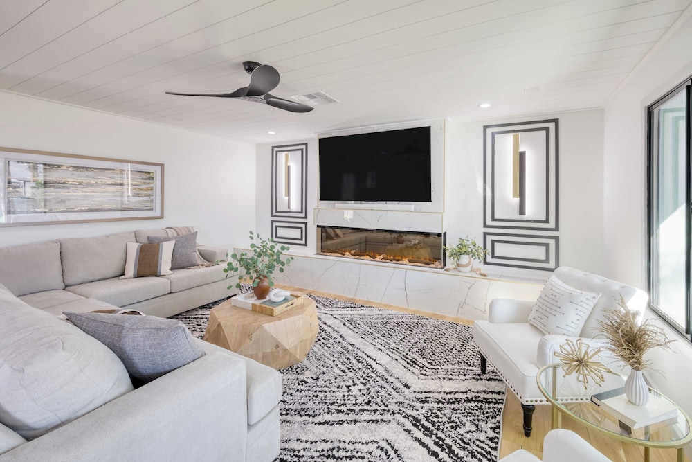 Element by AvantStay Pool Firepit Game Room - photo 14