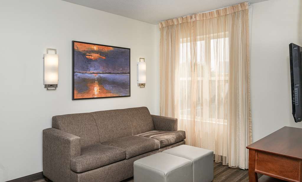 Hyatt House Herndon Reston - photo 27