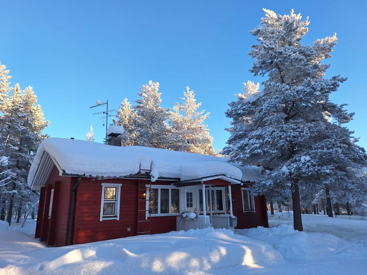 Holiday Home Samanitieva — 4-Star Luxury Hotel in Enontekioe, Finland