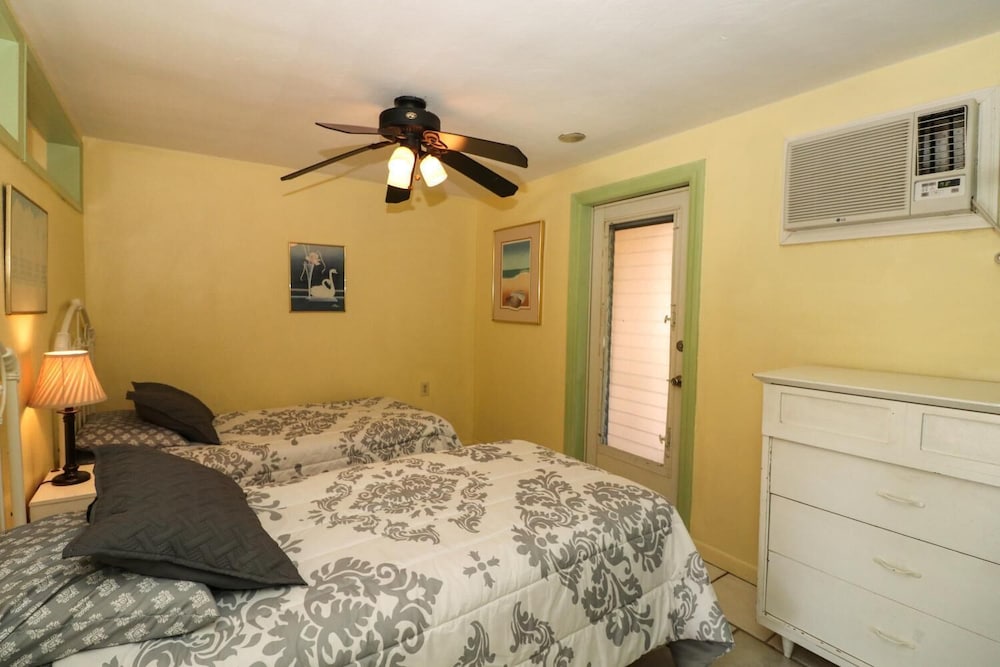 Grove City Motel - photo 10
