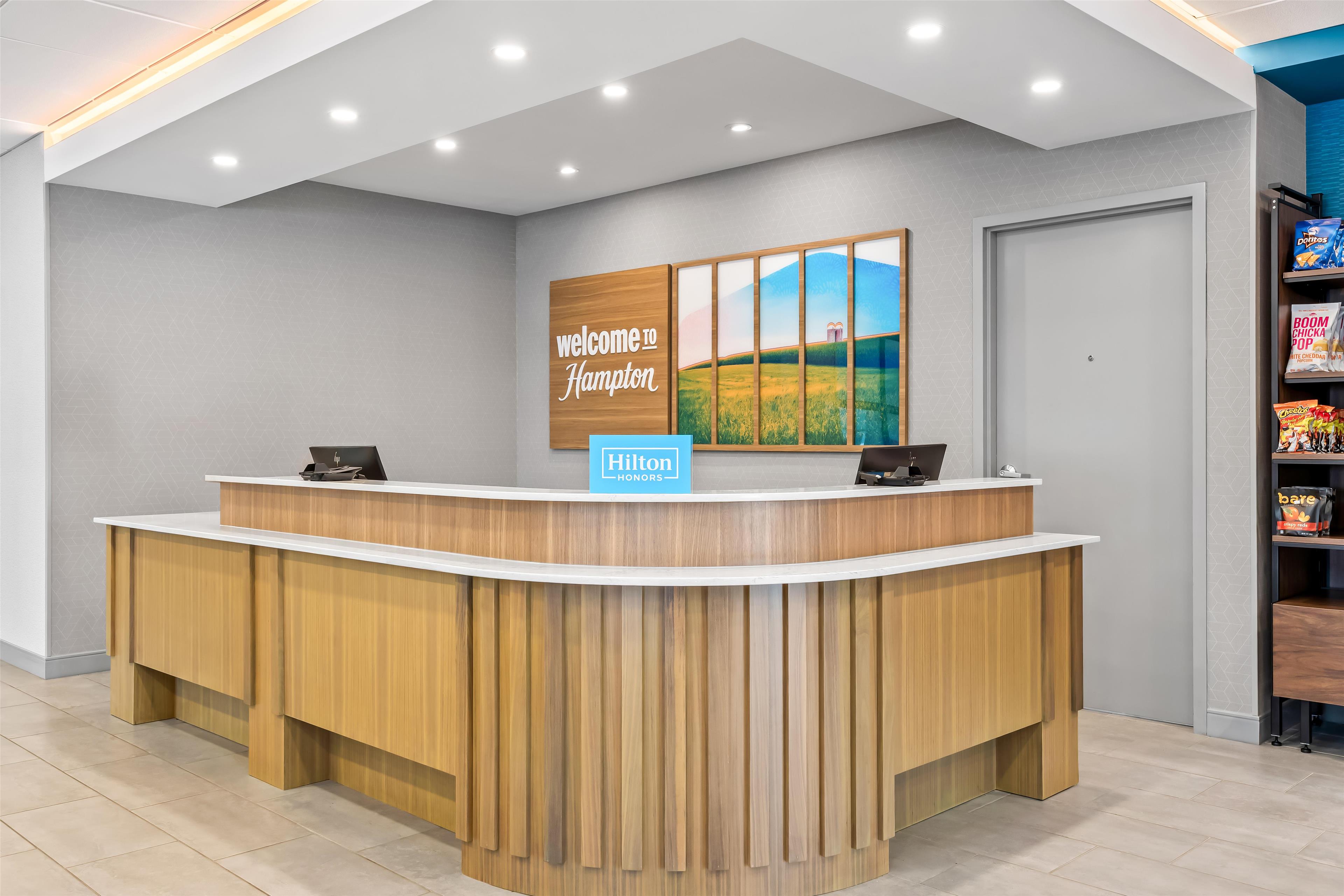Hampton Inn and Suites by Hilton Intercourse - photo 10