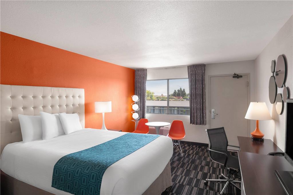 Howard Johnson by Wyndham Modesto Ceres - photo 14