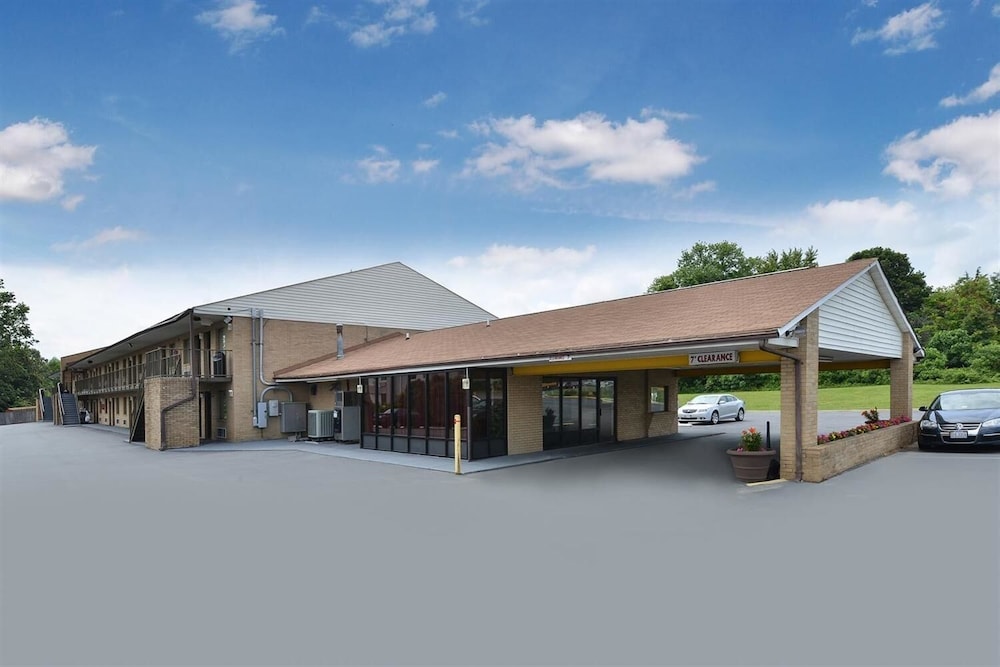 Americas Best Value Inn Fredericksburg N - photo 51