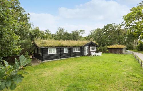 3 Bedroom Stunning Home In Gilleleje — 4-Star Luxury Hotel in Gilleleje, Denmark