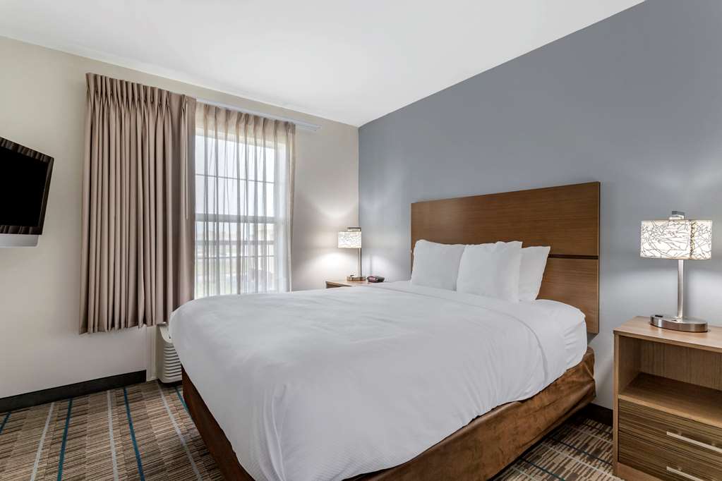MainStay Suites Port Arthur Beaumont South - photo 22