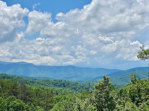 Mountain View Falls — Sevierville — photo 3