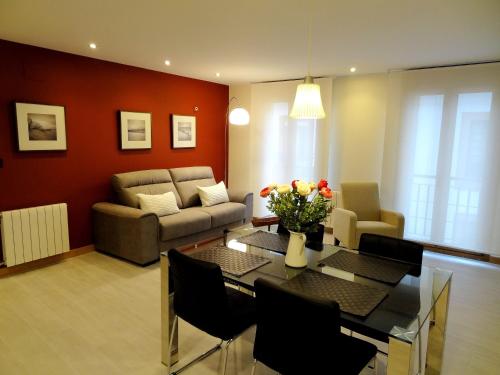 Les Cotolles Centro — 4-Star Luxury Hotel in Cangas De Onis, Spain