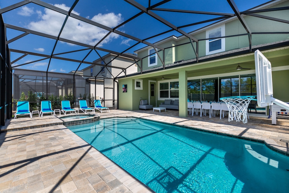 Solara Resort Luxury 9 Bedroom Homes - photo 74