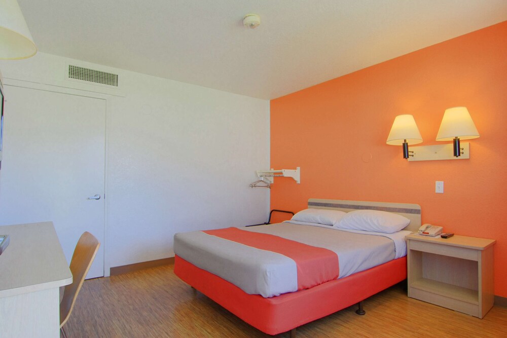 Motel 6 Rapid City SD - photo 6