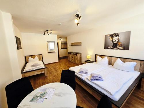 DM Hotels & Apartments Apartment Brückenstr 27 in Muhlhausen, Germany