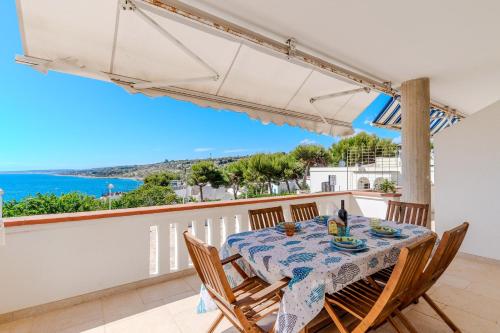 L'Attico di Michela Una Terrazza sul Mare — 4-Star Luxury Hotel in Morciano Di Leuca, Italy
