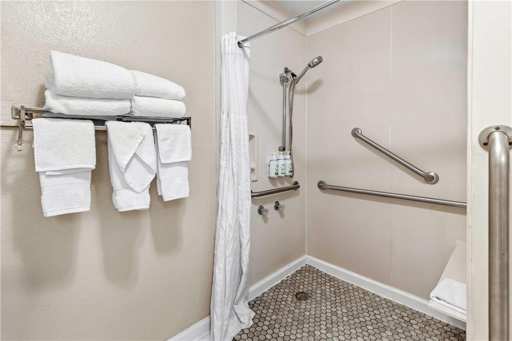 Baymont by Wyndham Port Arthur Groves Area - photo 16