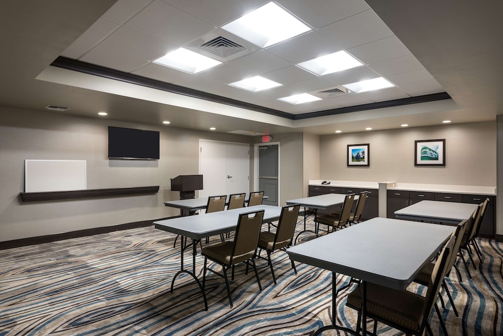 Hampton Inn & Suites West Melbourne Palm Bay Road - photo 33