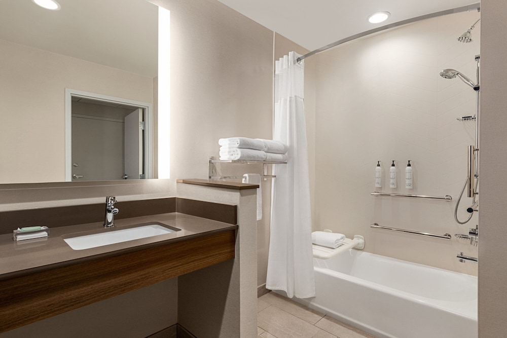 Fairfield Inn & Suites by Marriott Bonita Springs - photo 18