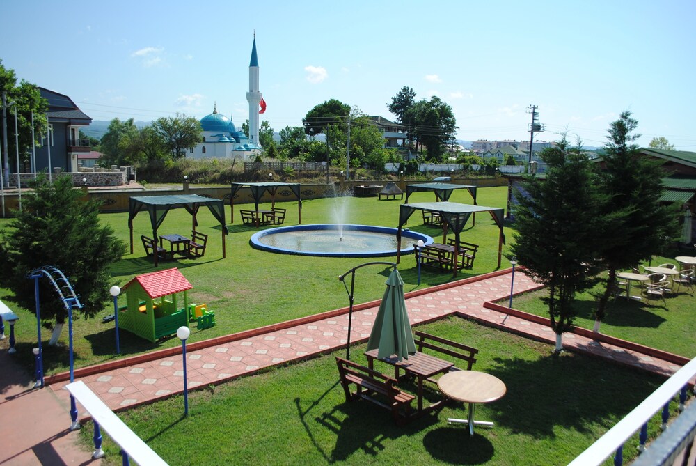 Eksioglu Apart Otel Pansiyon in Kocaali, Turkey