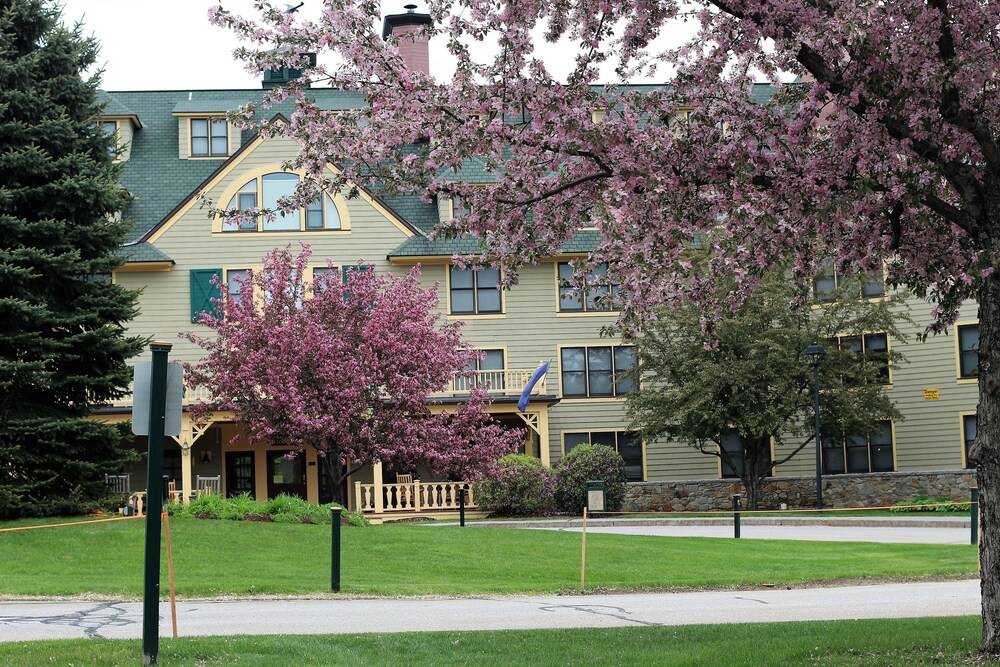 Golden Eagle Lodge Resort - photo 44
