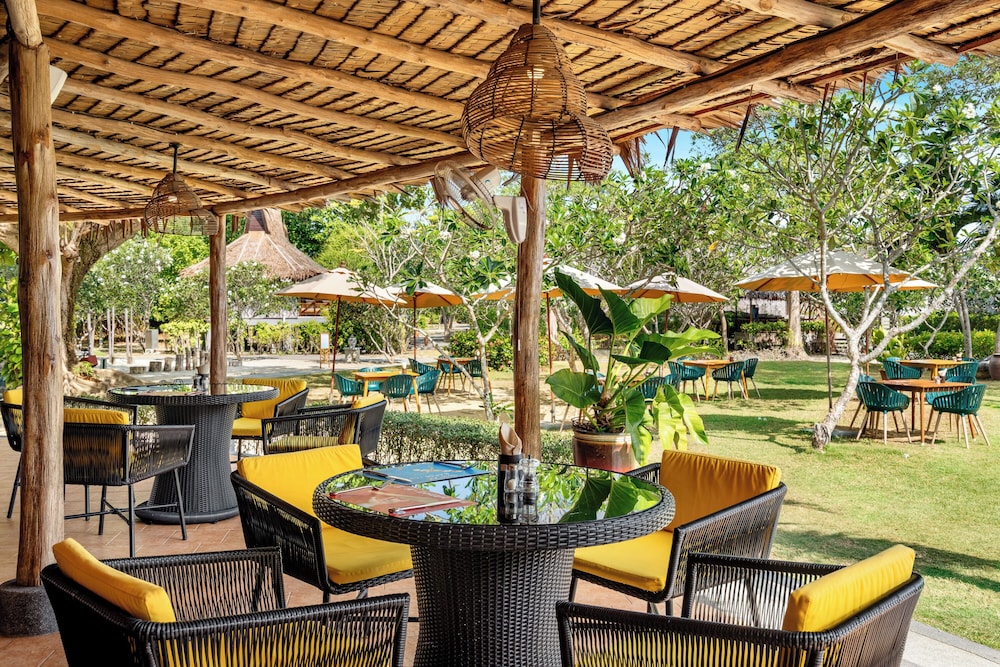 מזון ומשקאות