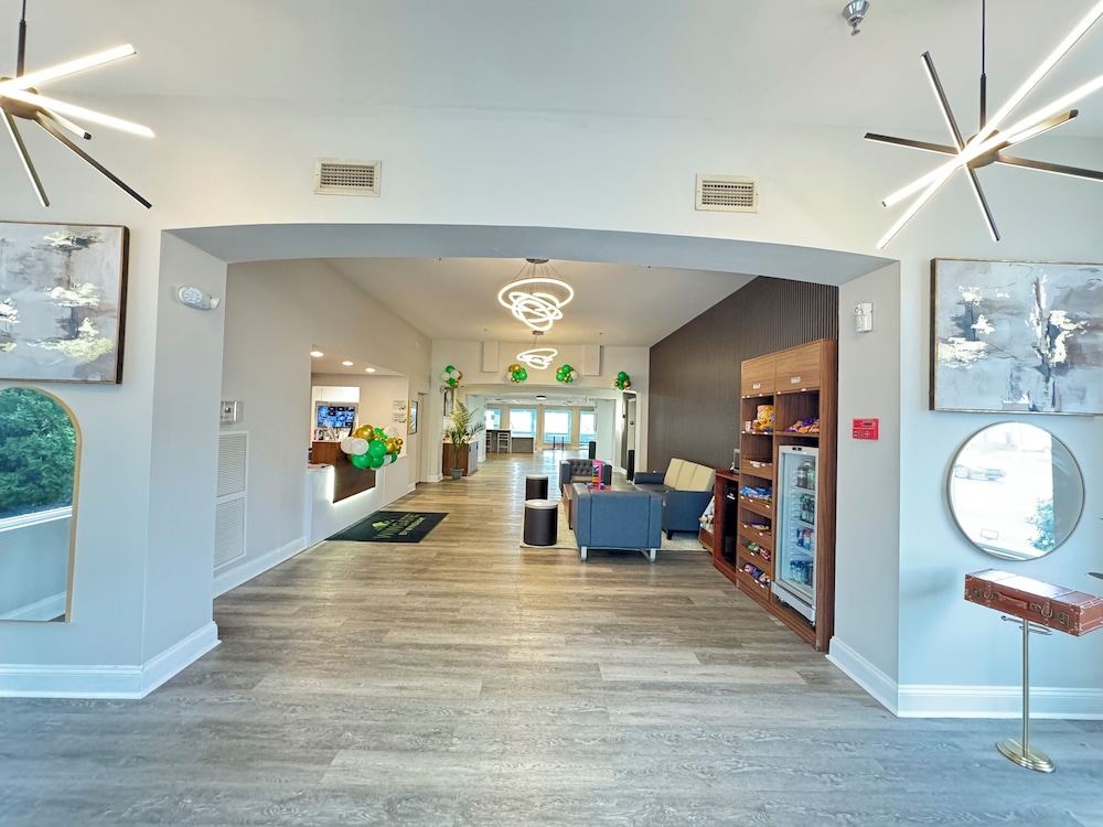 Wingate by Wyndham Dublin Near Claytor Lake State Park - photo 61