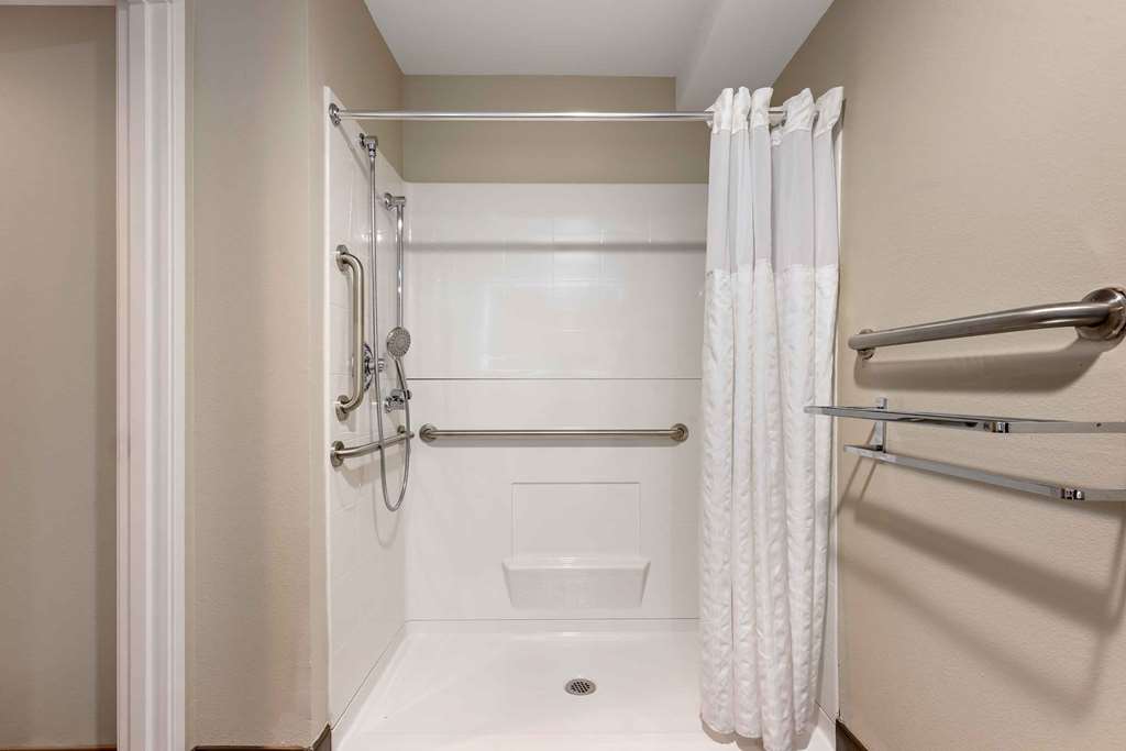 Extended Stay America Premier Suites Portland North - photo 33