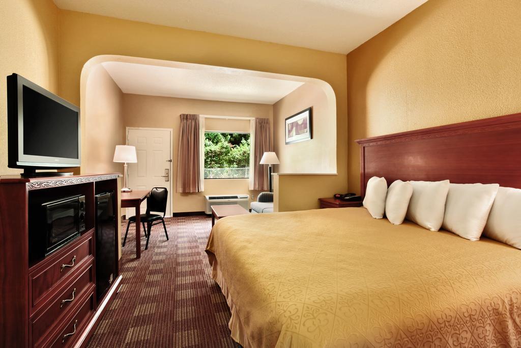 Americas Best Value Inn Memphis I 240 - photo 6