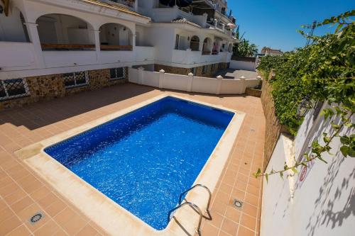 Las Gaviotas 2E Menyber - carbon neutral hotel in Nerja