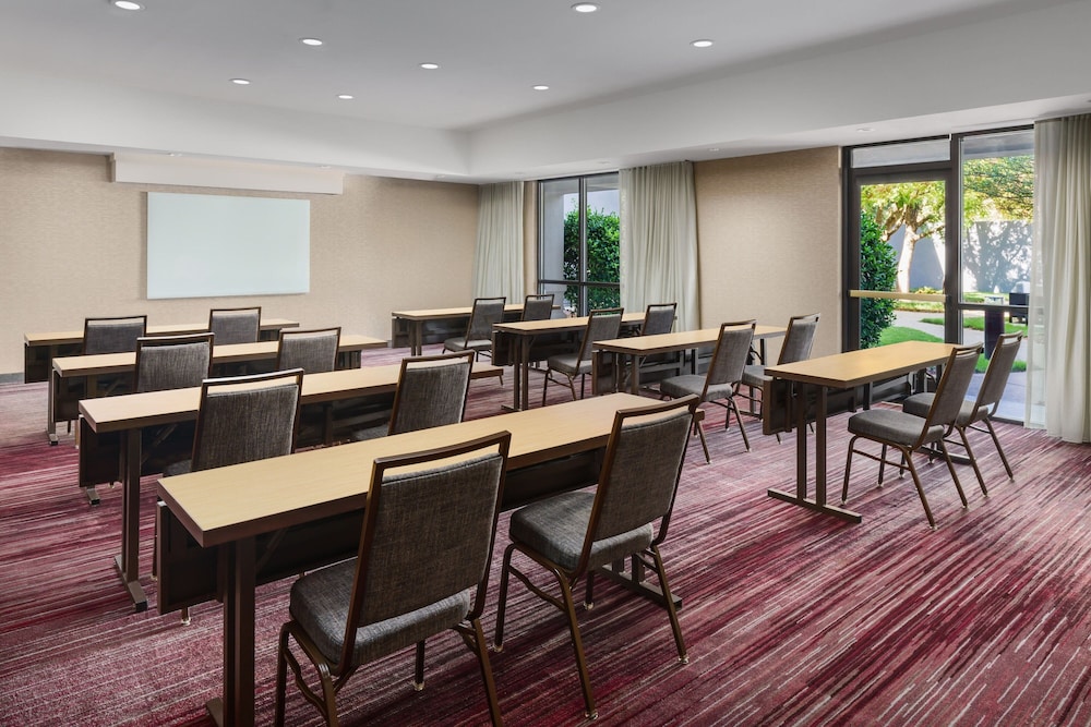 Courtyard By Marriott Dallas Lewisville - photo 37