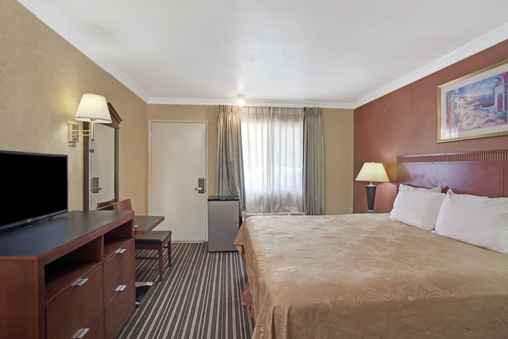 Buena Park Inn - photo 15