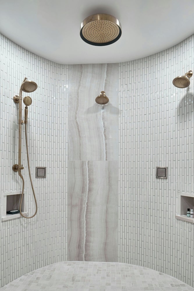 Renaissance Shoals Resort & Spa - photo 40