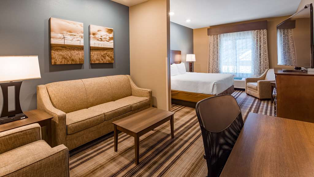 Best Western Plus Overland Inn - photo 3