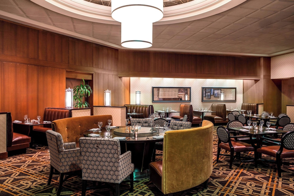 The Plaza Hotel Columbus at Capitol Square - photo 19