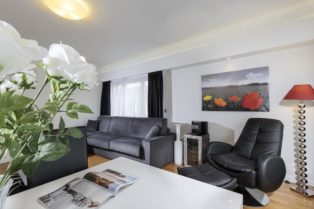 The Queen Luxury Apartments Villa Carlotta — 4-Star Luxury Hotel in Luxembourg, Luxembourg