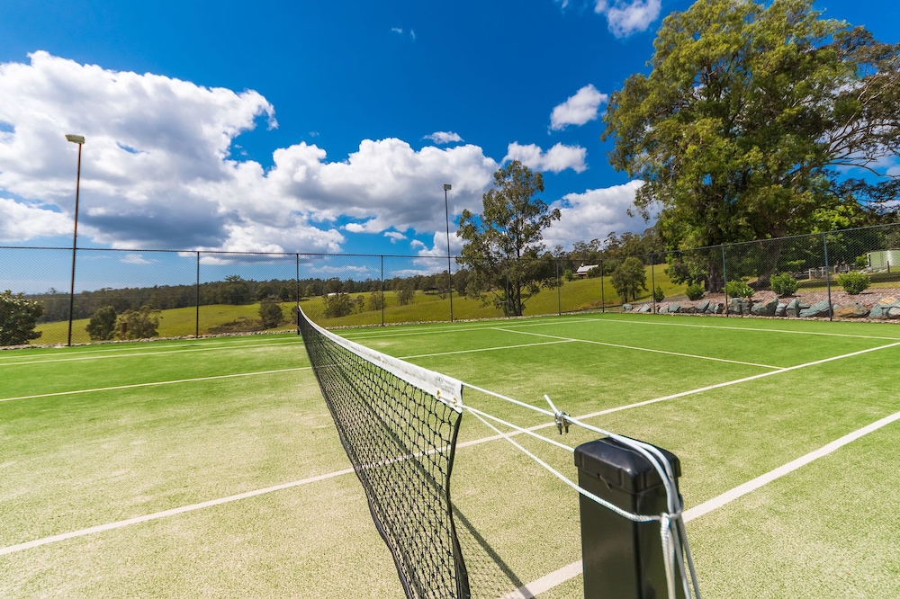 Clarendon Forest Retreat — 4-Star Luxury Hotel in Forster, Australia