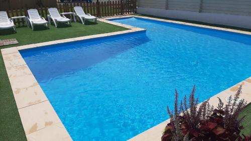 Cabaña Blanca Roche Lucía in Conil De La Frontera, Spain