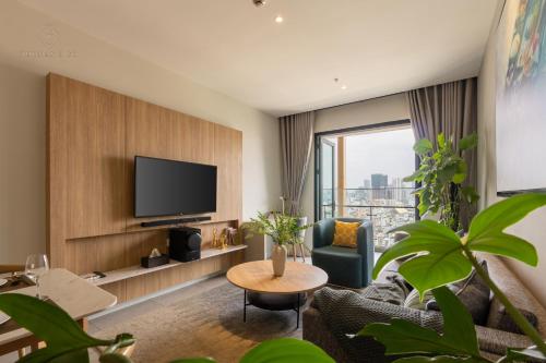 Elegant Zenity and D1Mension condos in District 1 Host by Thomas — 5-Star Luxury Hotel in Ho Chi Minh City, Vietnam
