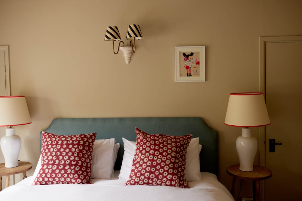 The Queen's Head - carbon neutral hotel in Salisbury