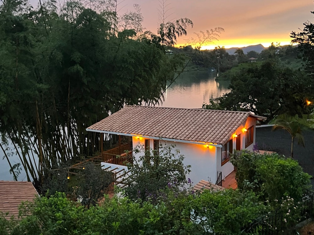 Casa Eve Hotel — hotel in El Penol