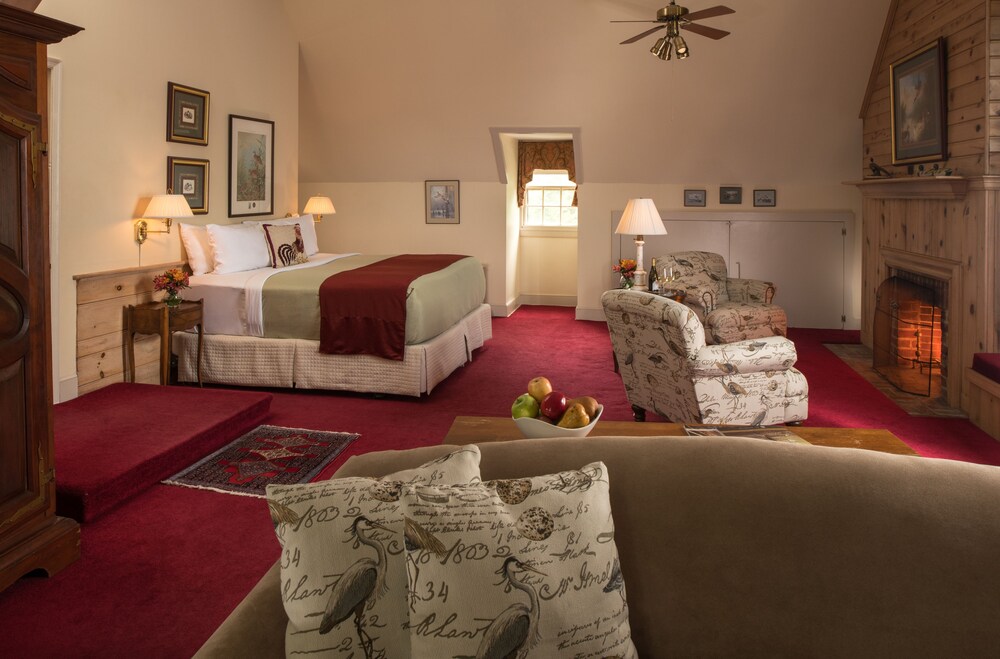 Great Oak Manor - photo 22