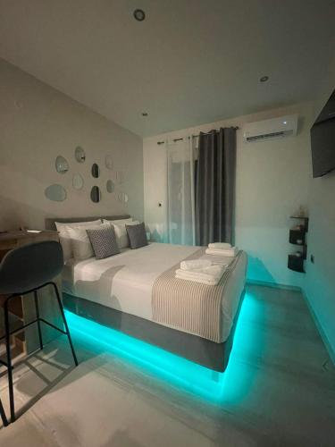 Rouan Studios — 4-Star Luxury Hotel in Souda, Greece