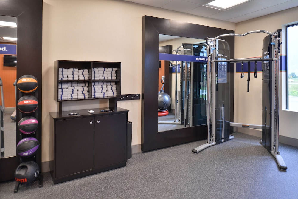 Hampton Inn & Suites Ames - photo 36