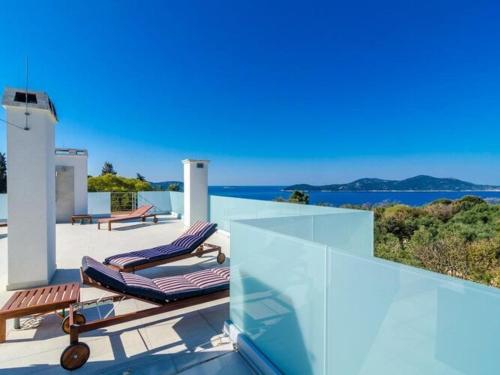 Apartment Lula Superior Two Bedroom Apartment with Balcony and Sea View