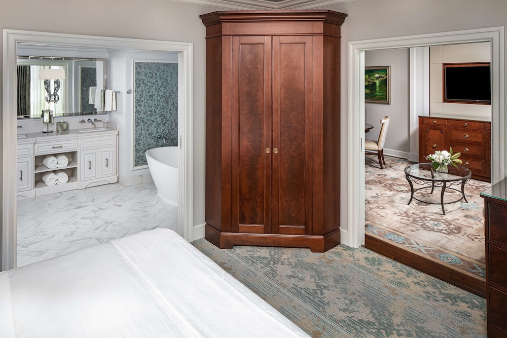 Hotel Bennett - photo 16