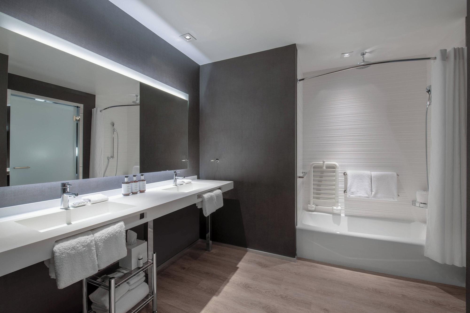 AC Hotel by Marriott Atlanta Midtown - photo 29