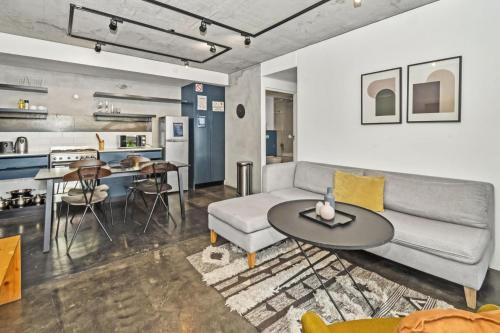 Modern Family spot in the heart of Bo Kaap