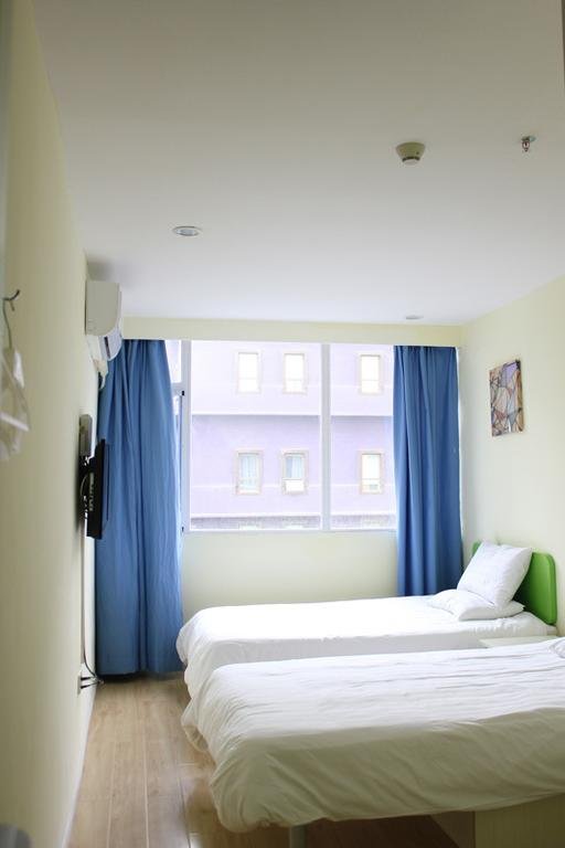 Hi Inn Anqing Qianshan Country in Meicheng, People's Republic of China